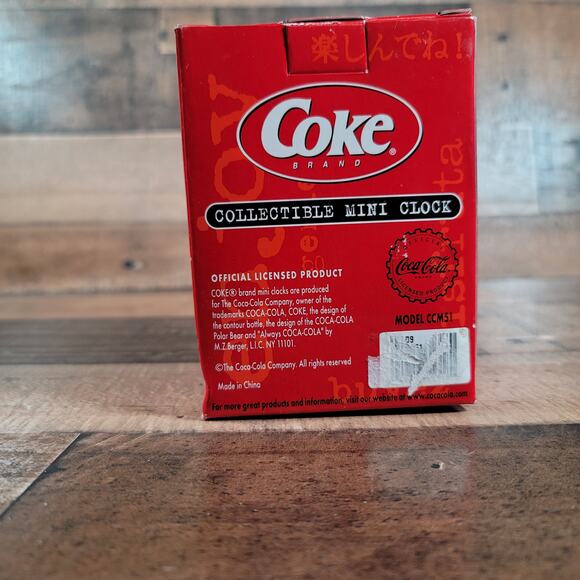 Vintage Coca-Cola Mini Clock 2 Polar Bears on Sled - Picture 3 of 4